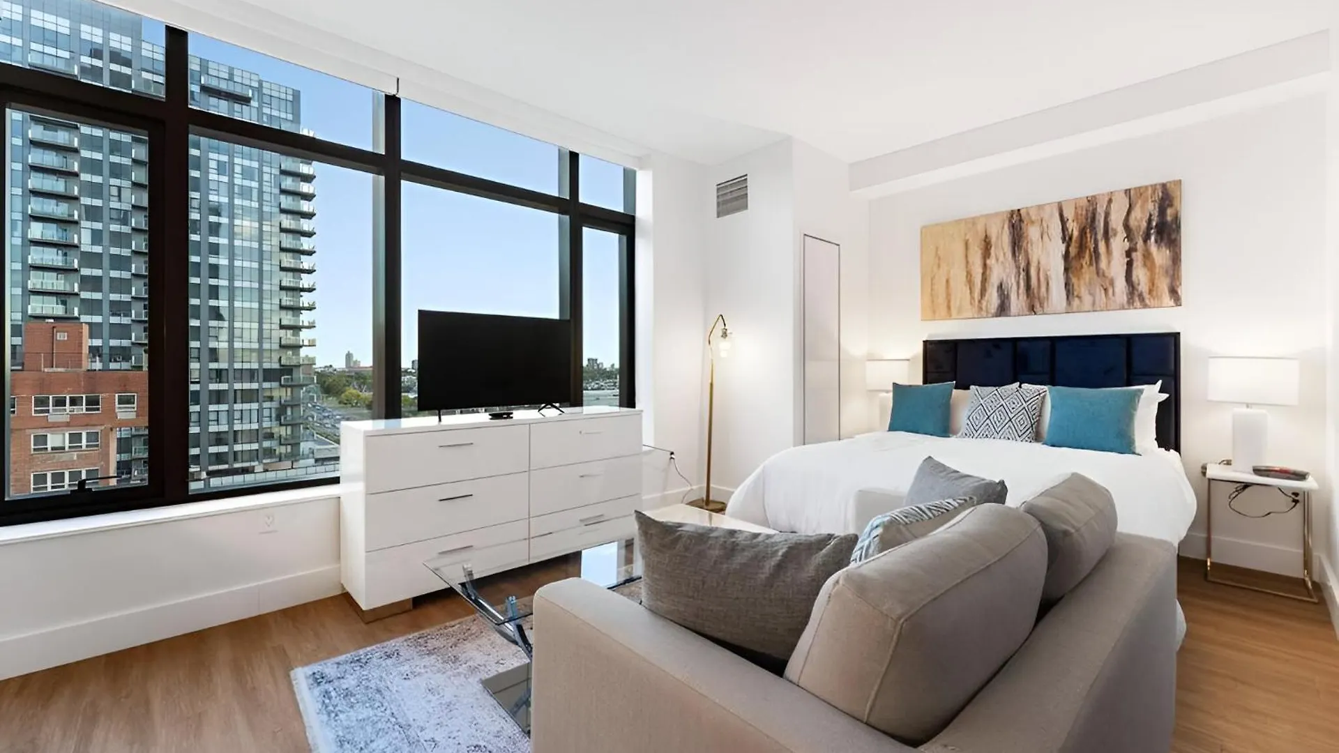 Luxury Meets Comfort Upscale Studio In Brooklyn New York Apartment